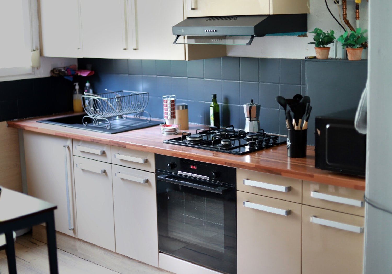 Cuisine moderne entièrement équipée